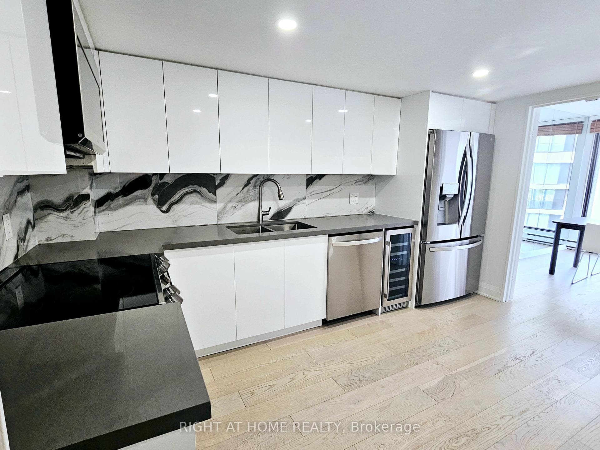 65 Harbour Square Unit 3306 photo 8