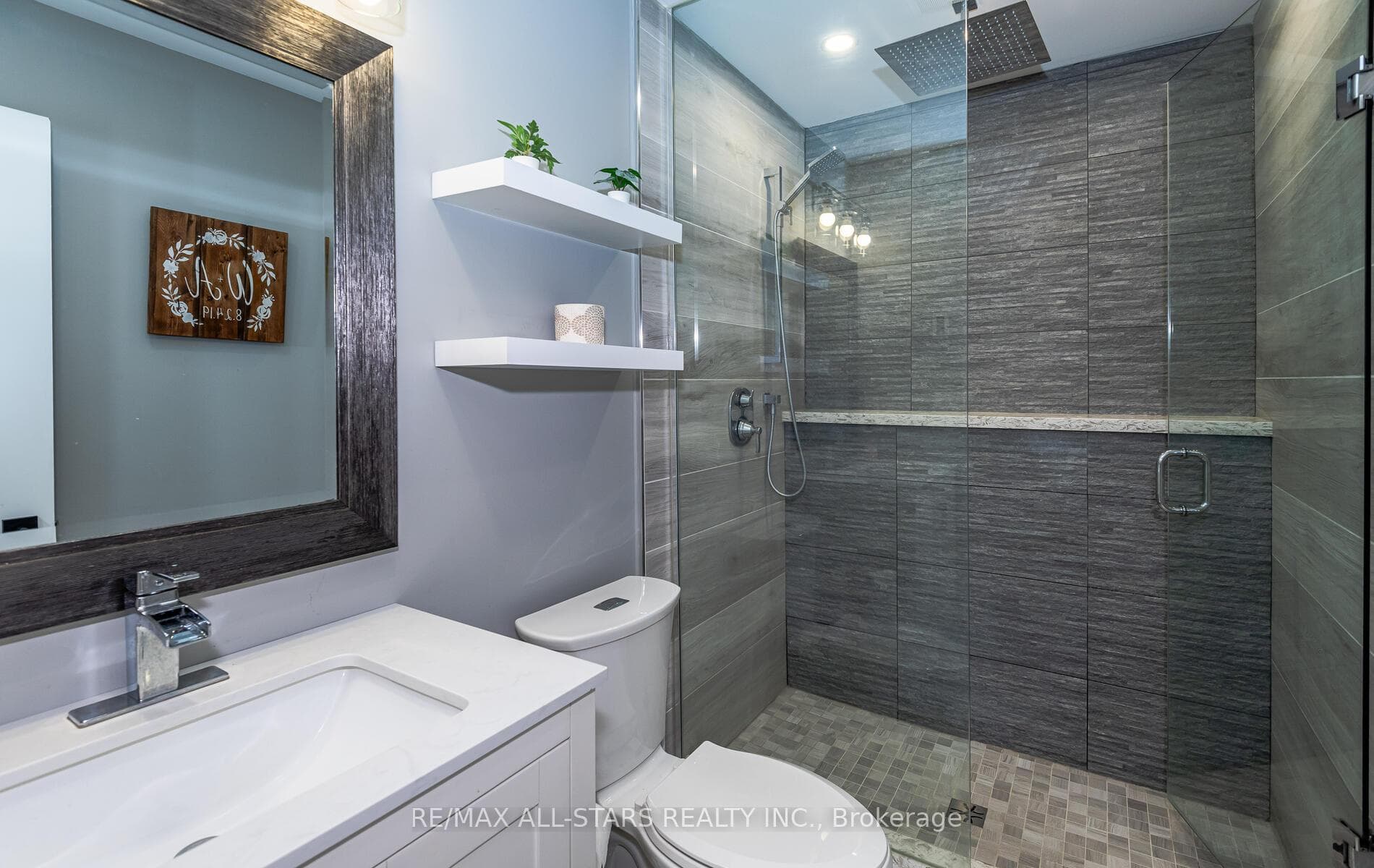 19 Willow Street photo 16