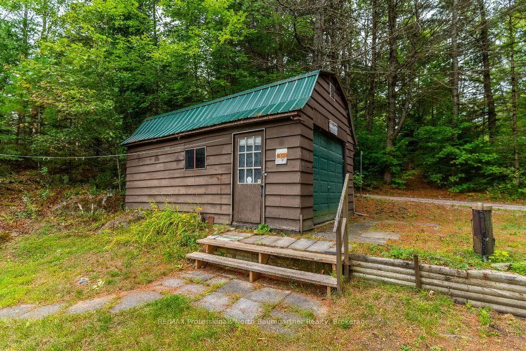 1334 Howland Junction Road photo 25