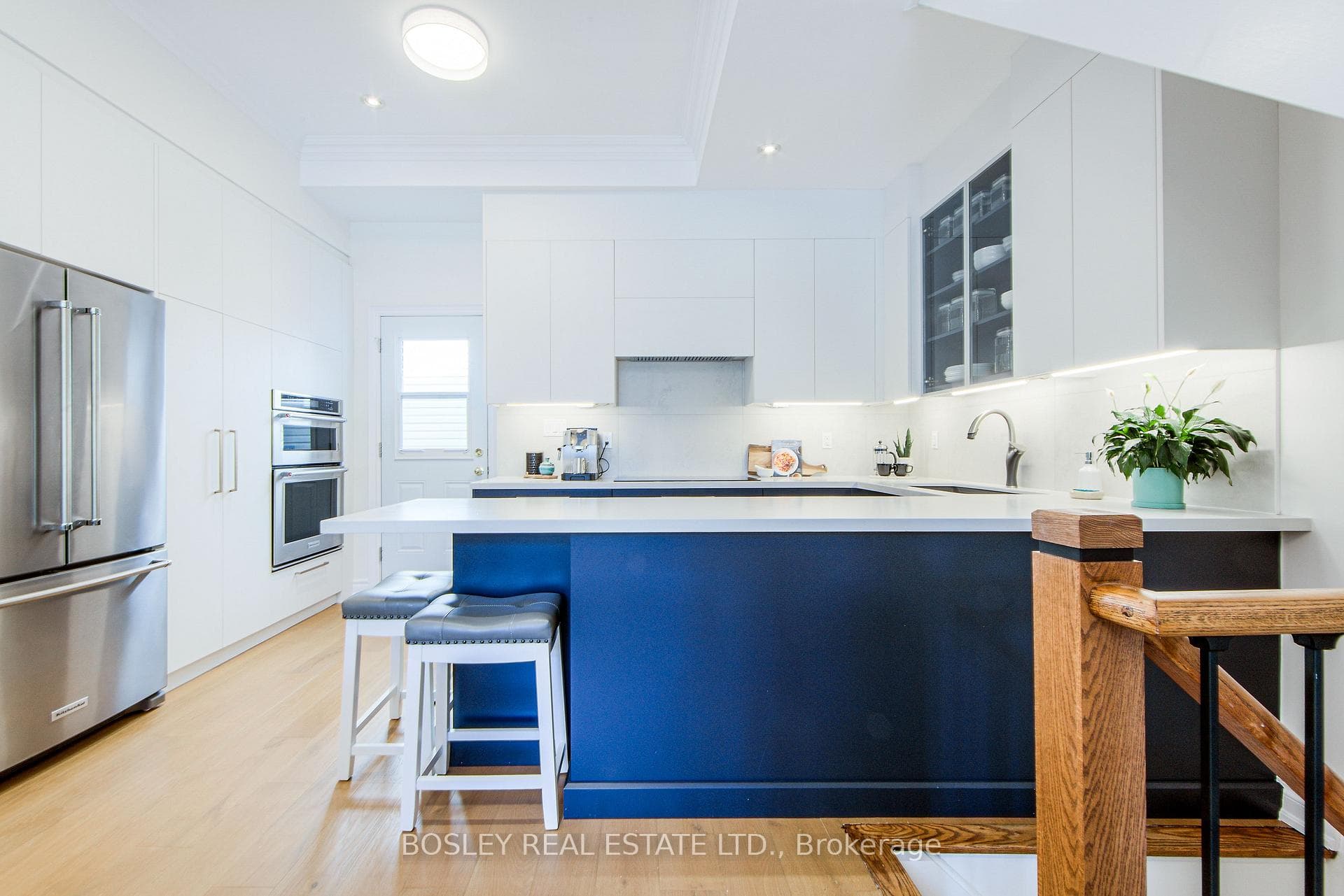 4 Baldwin Street photo 7