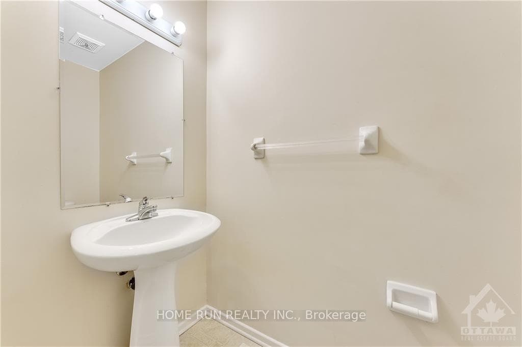 1709 HEATHERINGTON Road photo 7