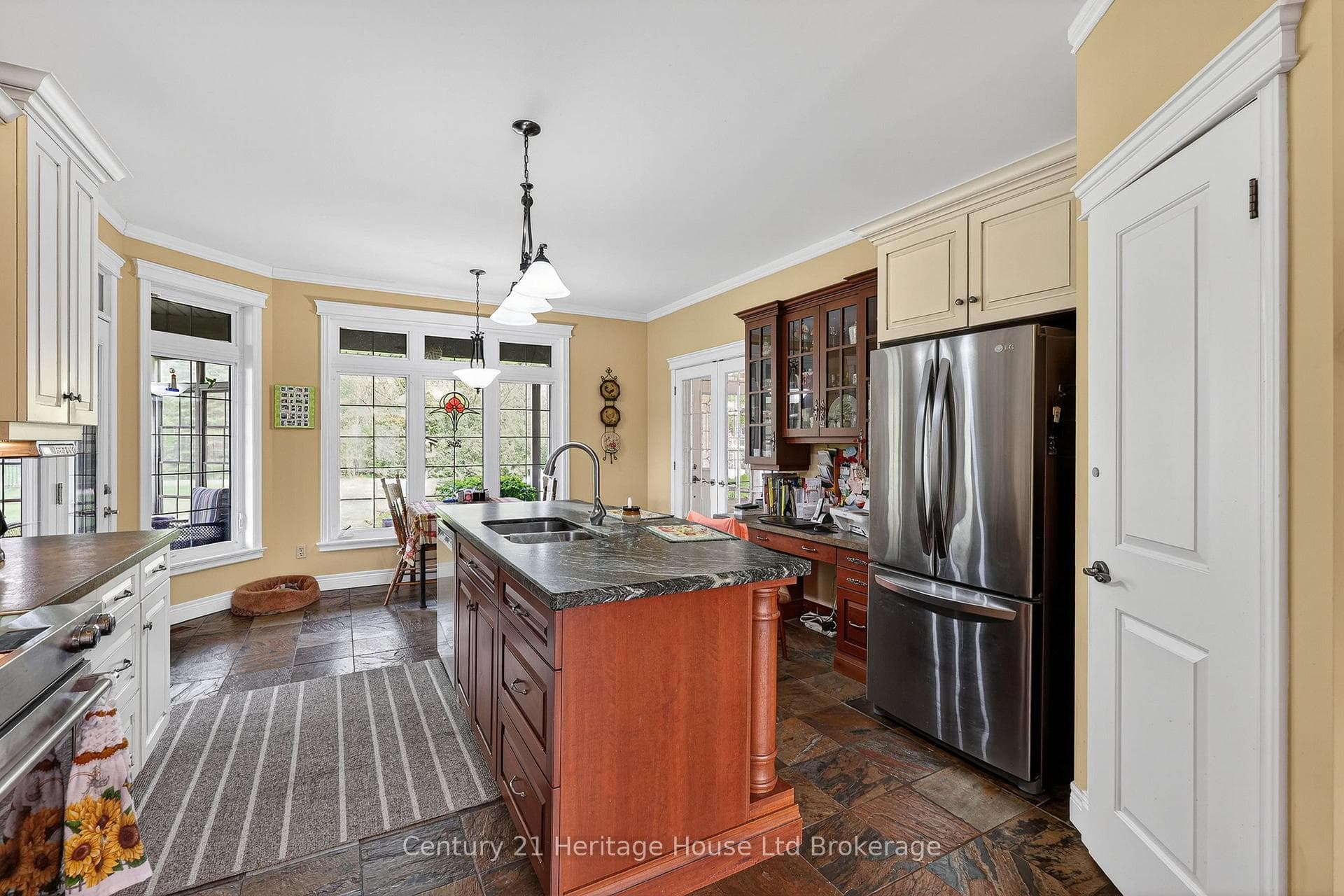 15 Hampden Street photo 13