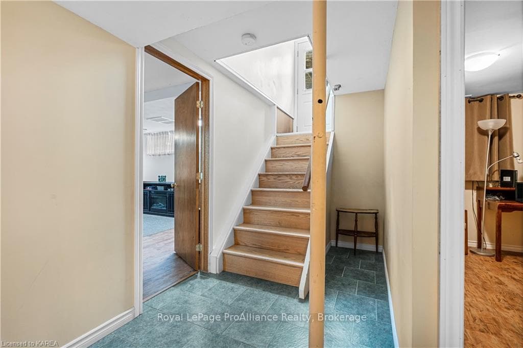 67 BRISCOE Street photo 31
