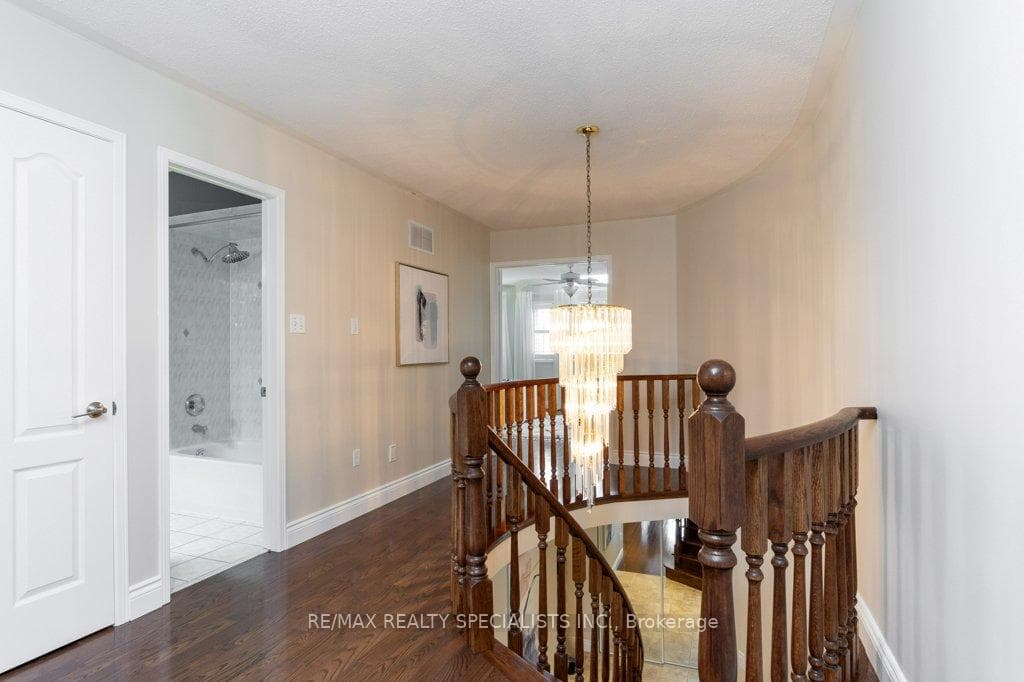 6078 Winterview Court photo 18