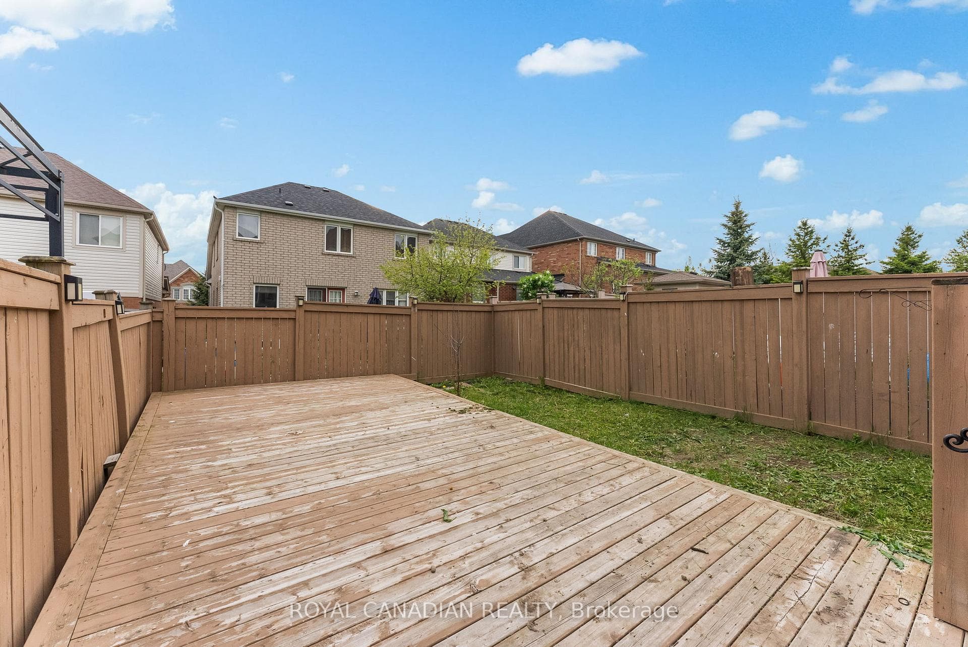 1406 Rennie Street photo 33