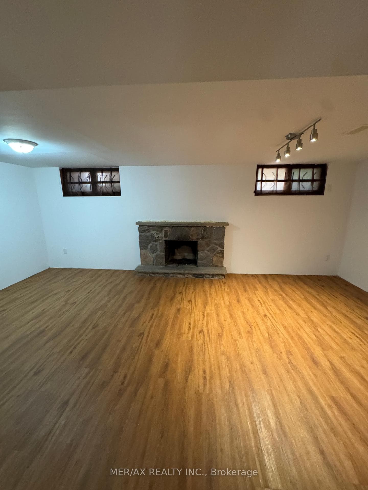 19 Valloncliffe Road photo 37