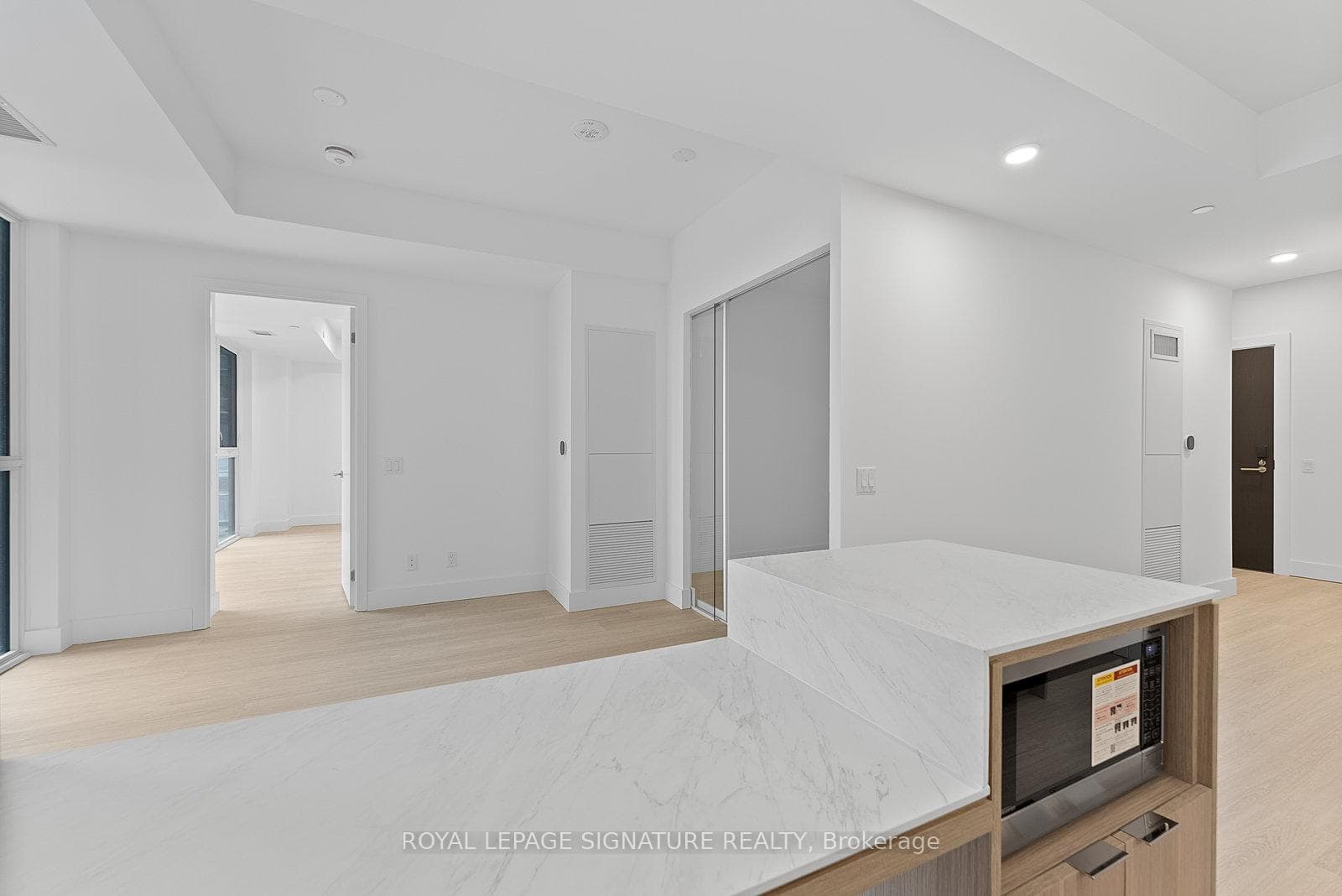 625 Sheppard Avenue Unit 529 photo 11