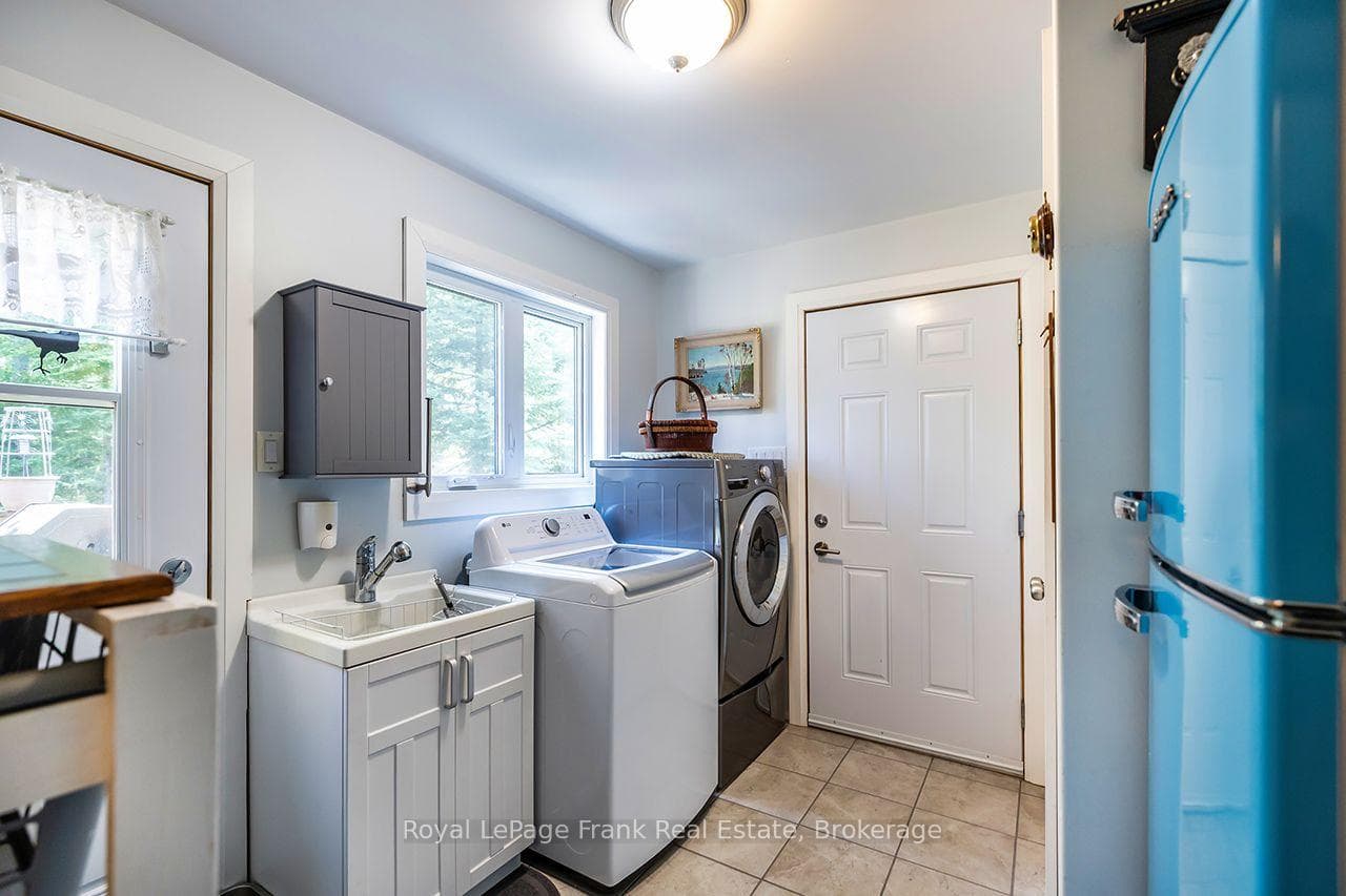 30 Hodgson Drive photo 23