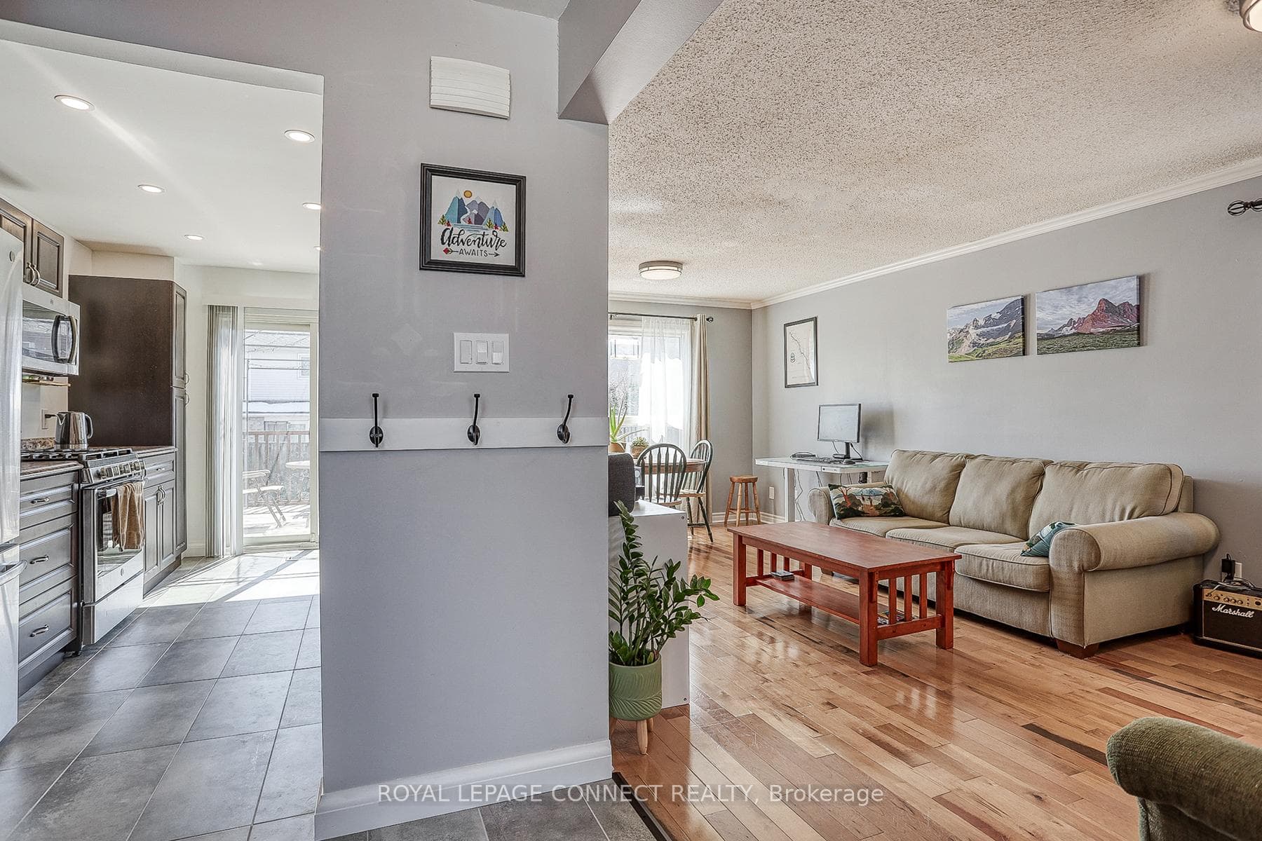 626 Sultana Square photo 7