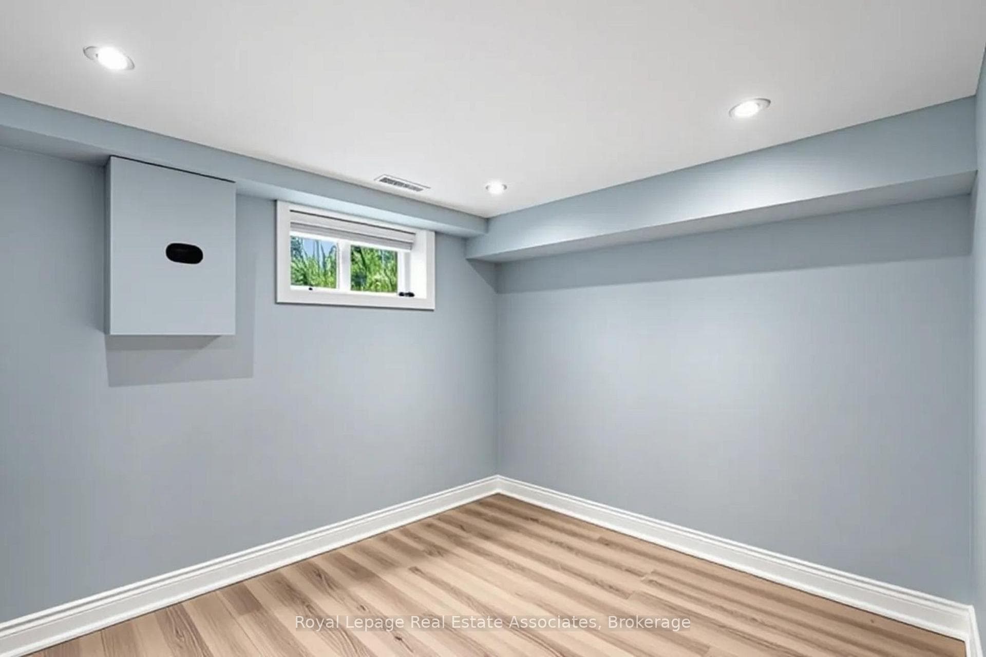 54 Frederick Street photo 19