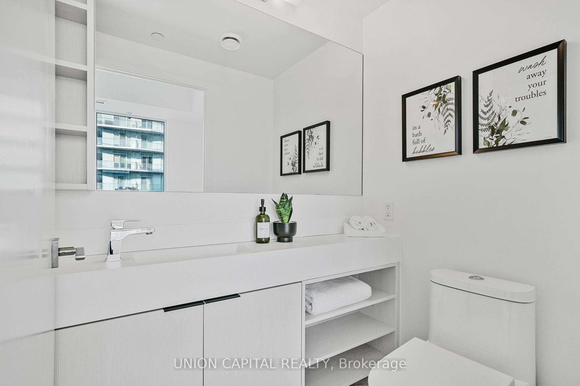 82 Dalhousie Street Unit 3517 photo 13