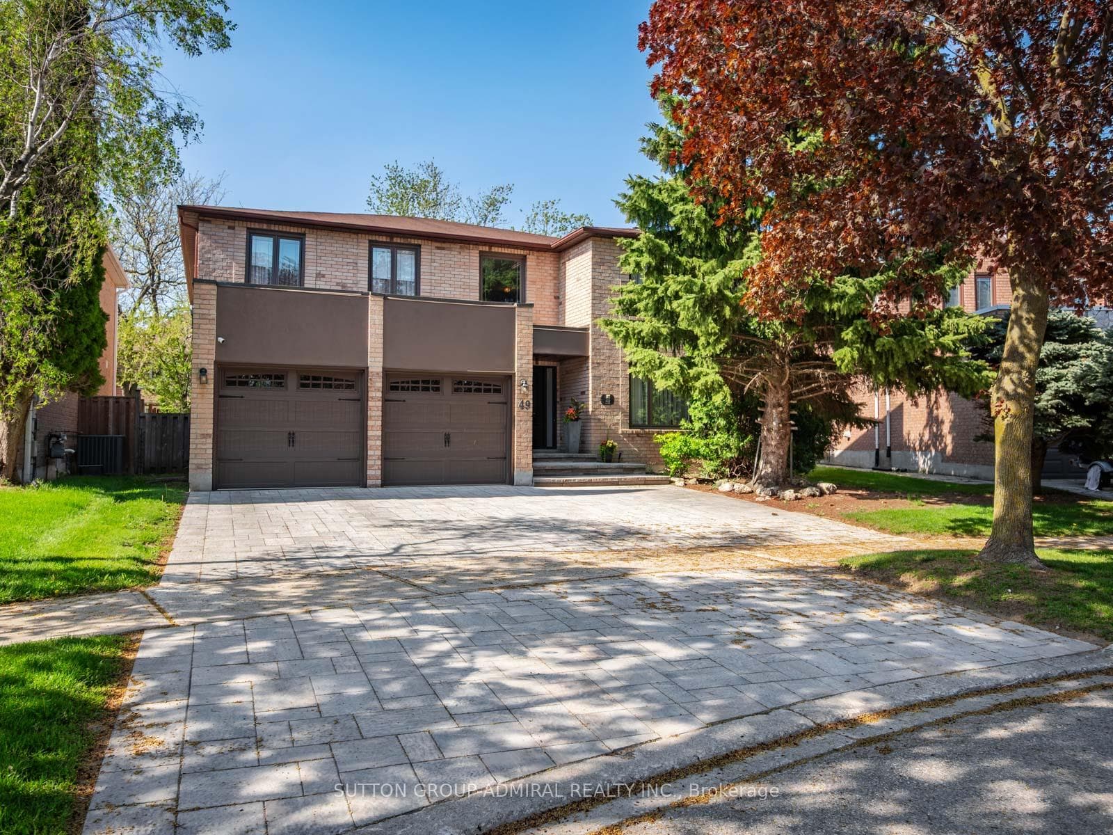 49 Miriam Crescent photo 1