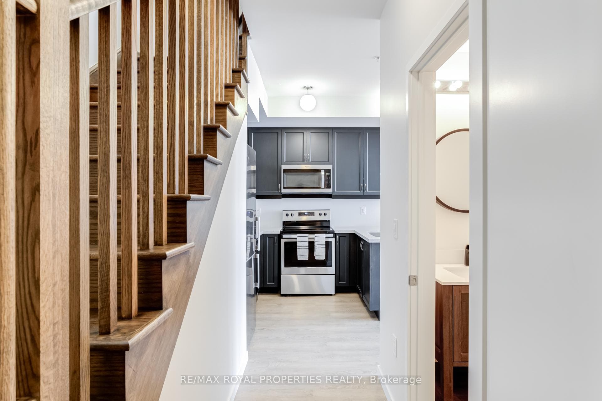 1711 Pure Springs Boulevard Unit 303 photo 9