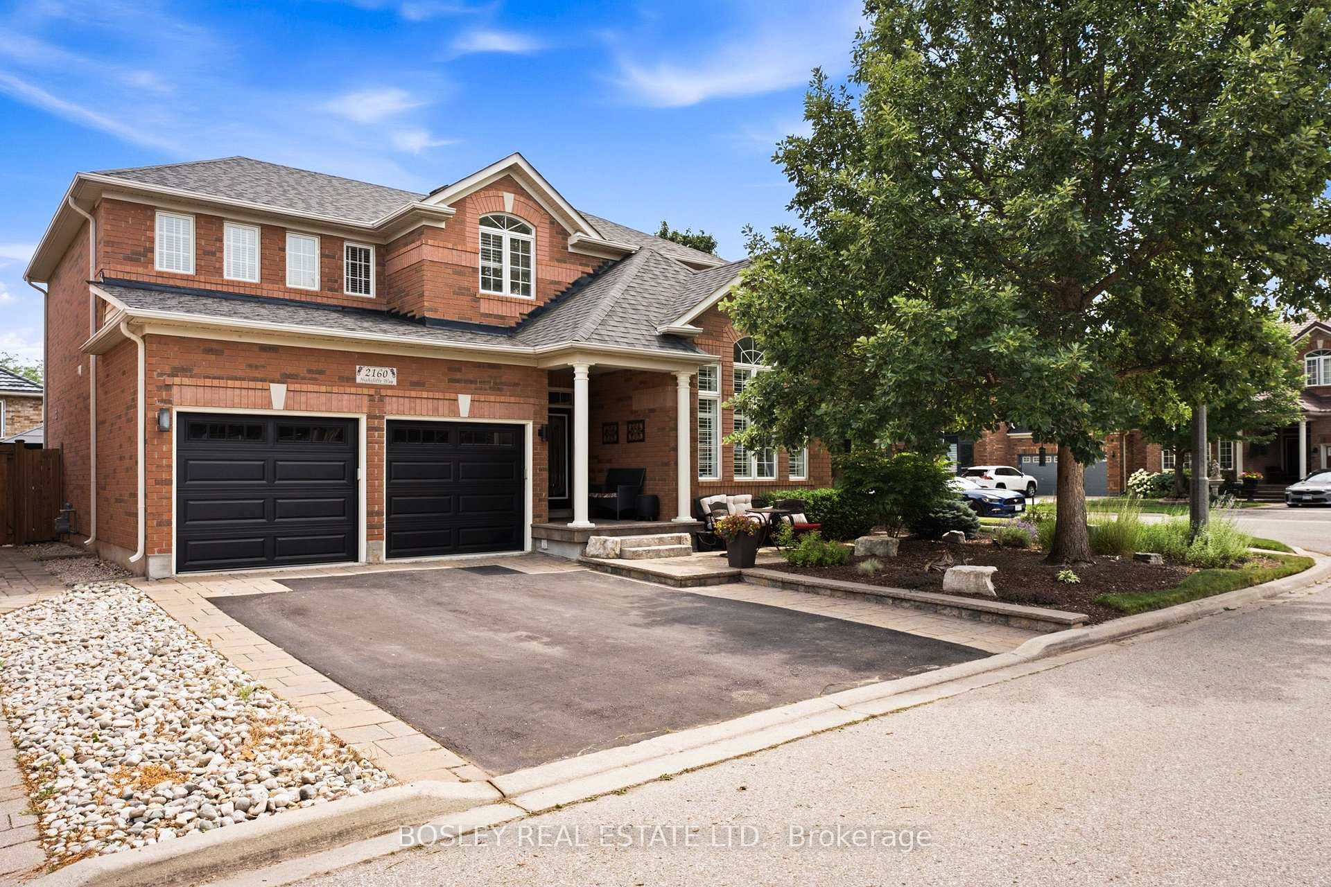 2160 Highcliffe Way photo 2