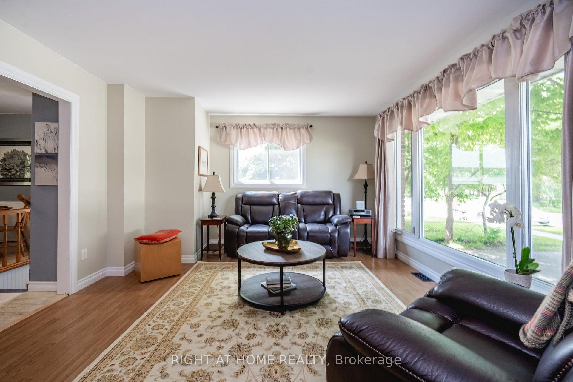 21 Bushey Avenue photo 6