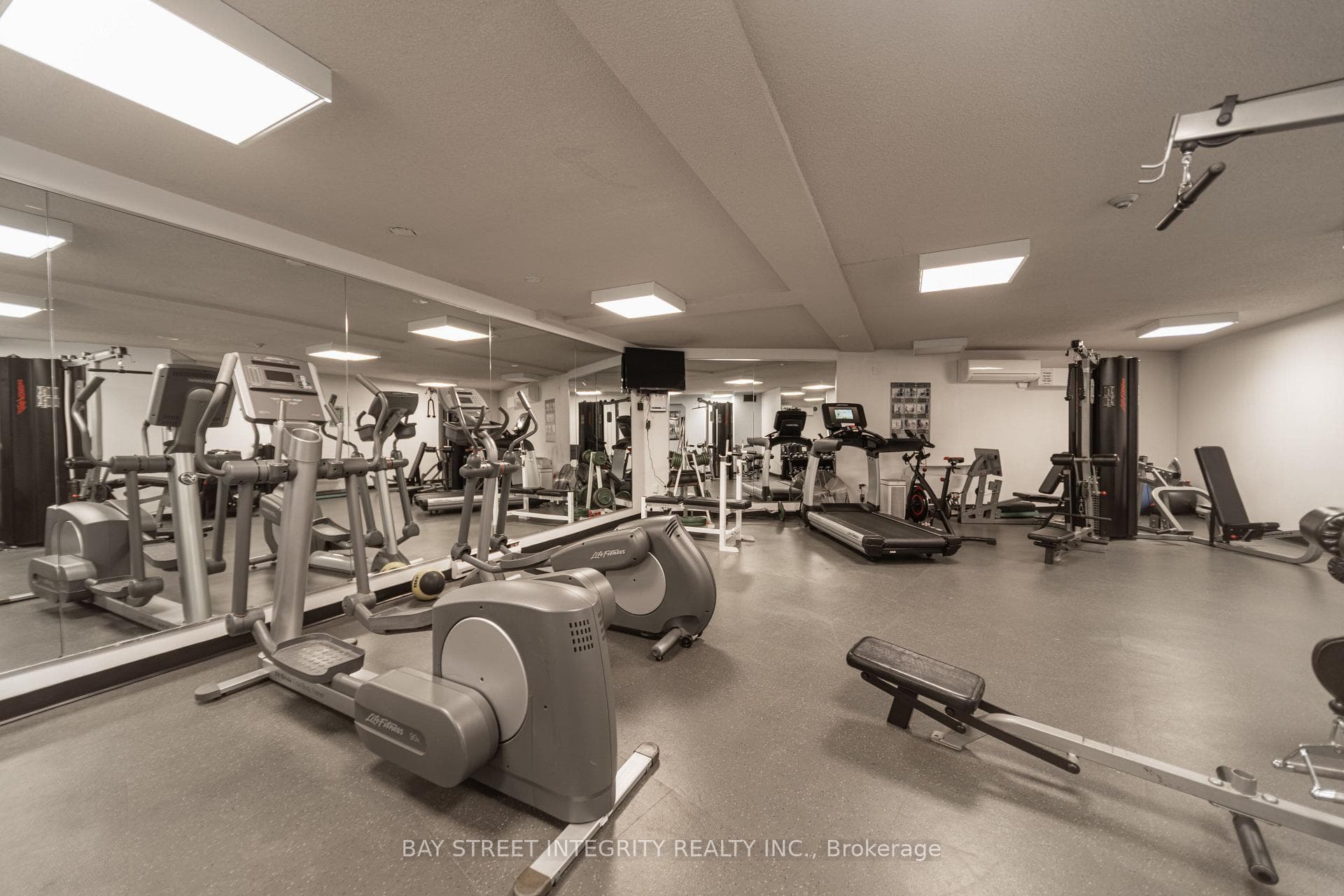 270 Queens Quay N/A Unit 1107 photo 29