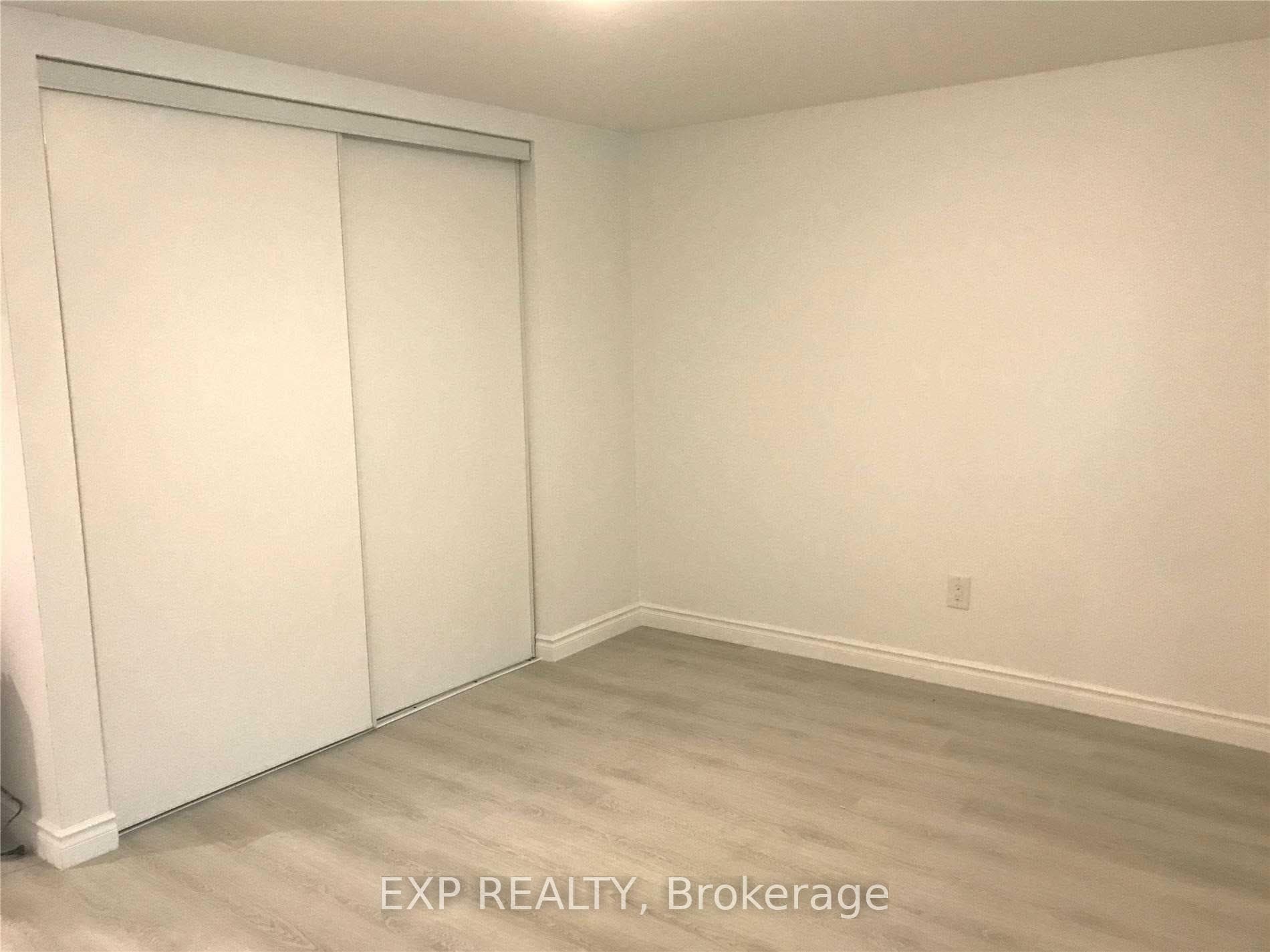 1031 Mary Street Unit Unit B photo 9