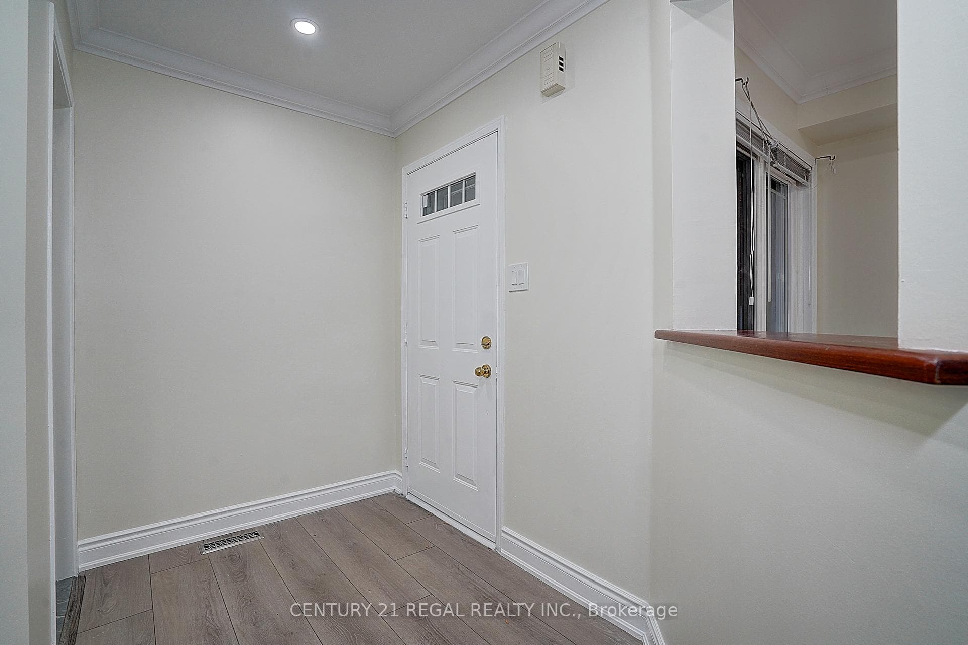 6922 Yarrow Avenue photo 8