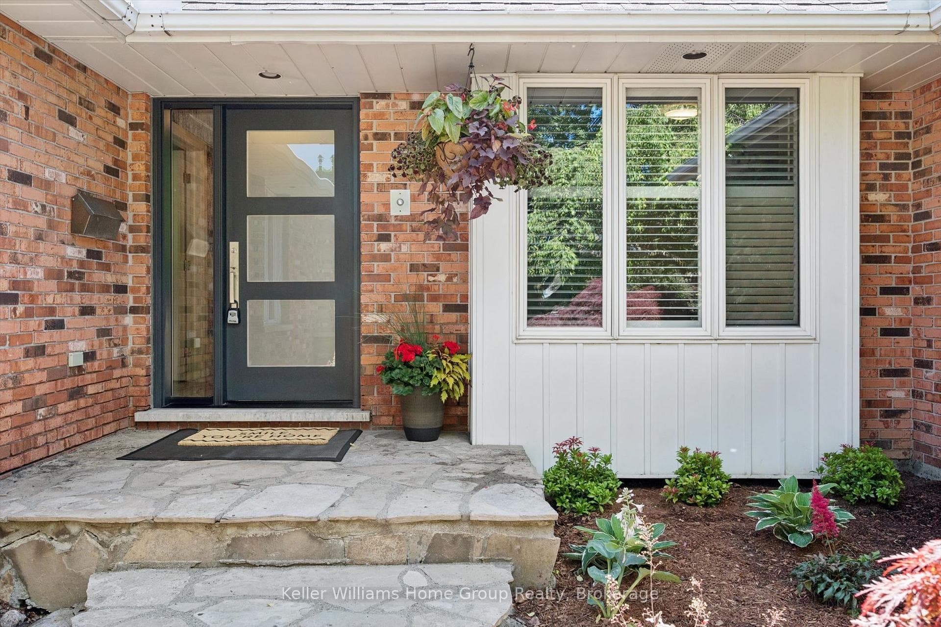 22 Lyle Place photo 5