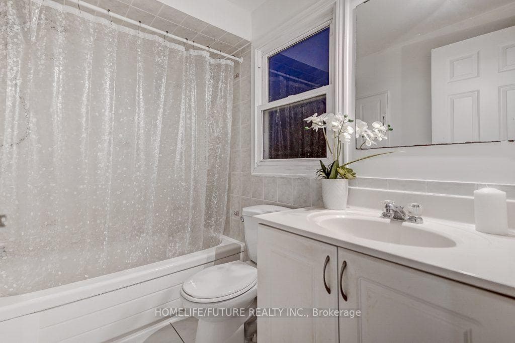 57 Roughfield Crescent photo 23
