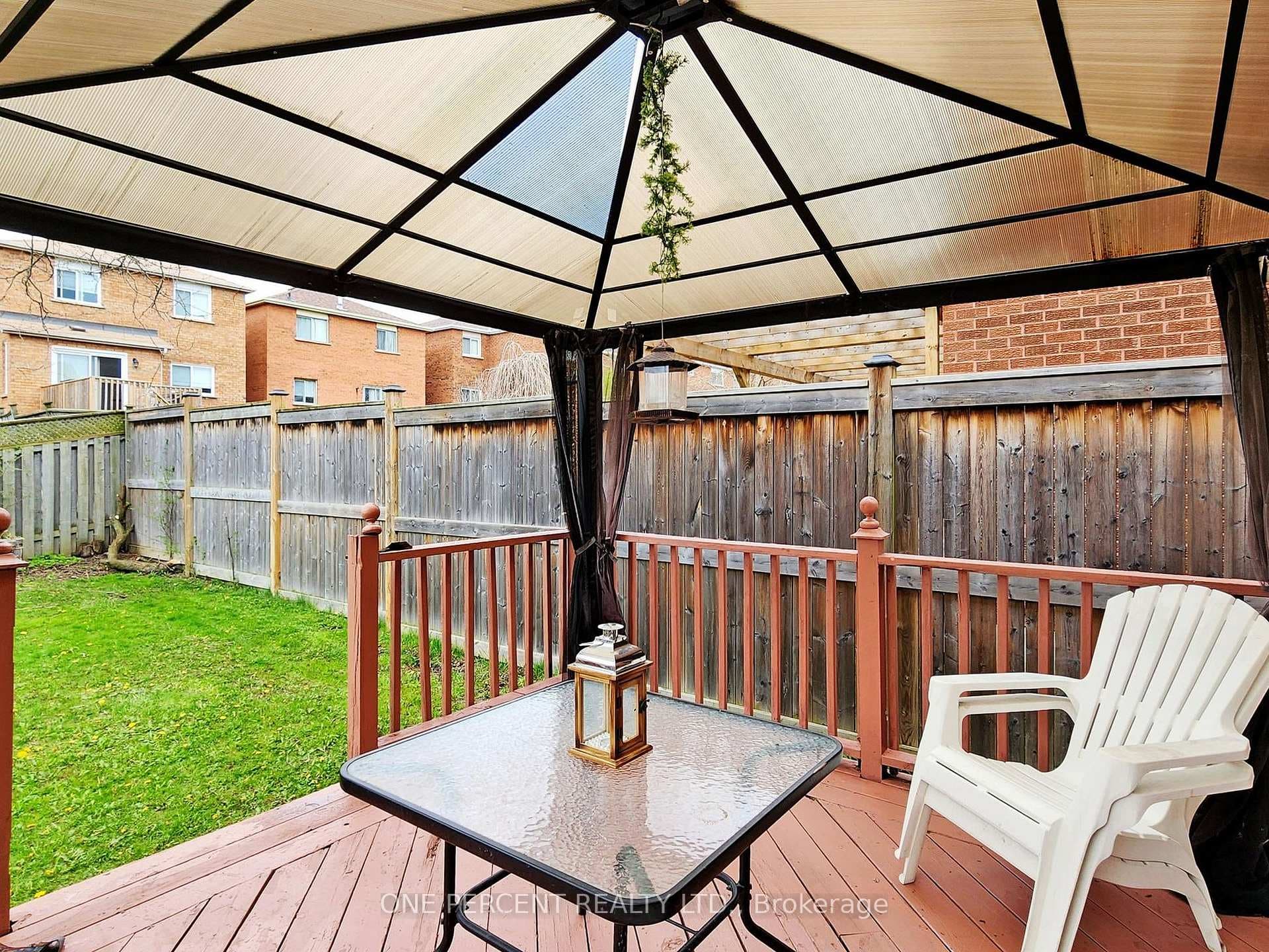 32 Fernbank Place photo 28