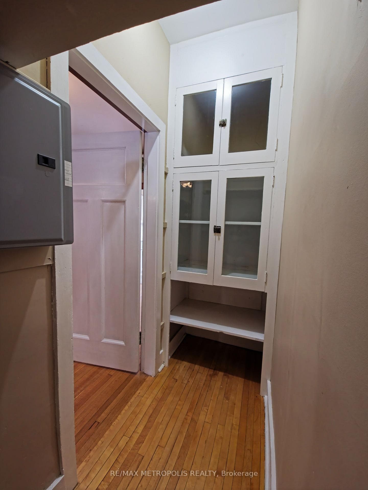 1110 Simcoe Street Unit Upper #2 photo 12