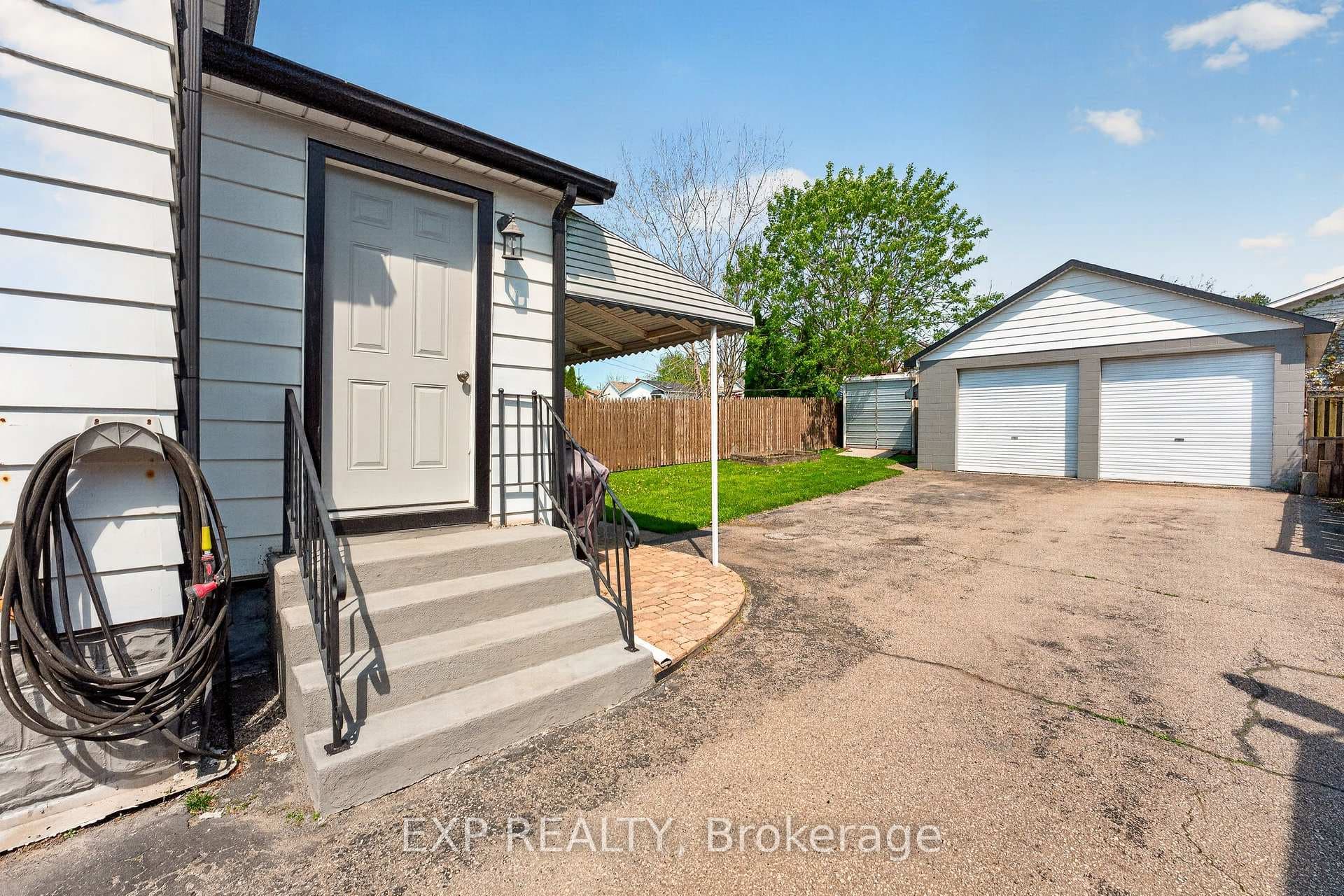 6441 Monroe Street photo 28