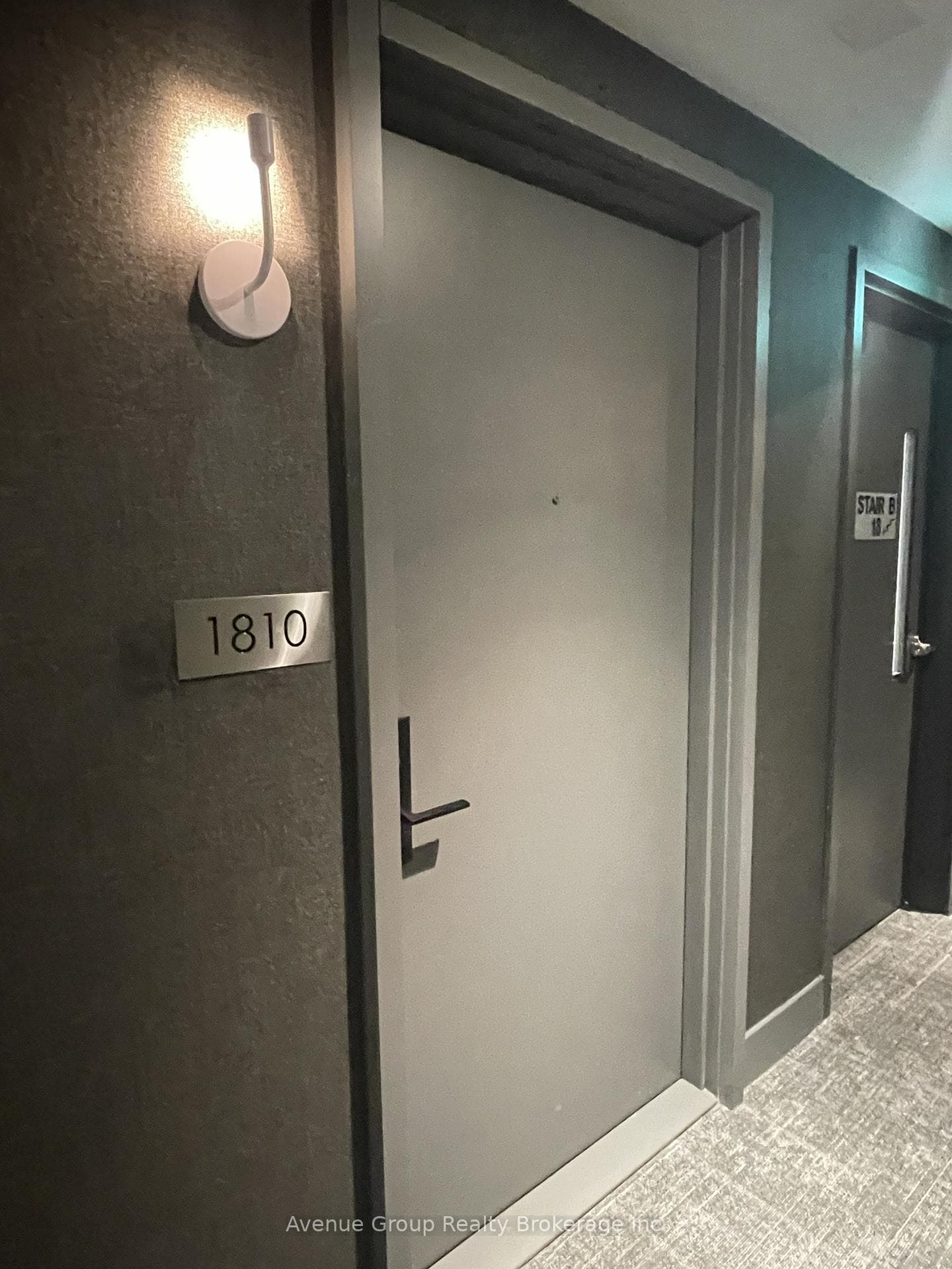 308 Jarvis Street Unit 1810 photo 11