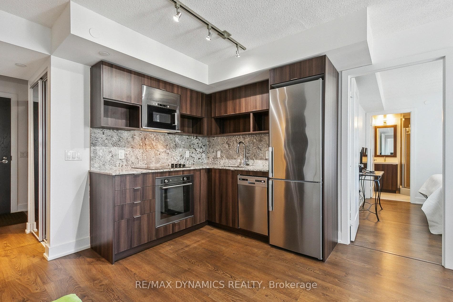 7 Mabelle Avenue Unit 2801 photo 12
