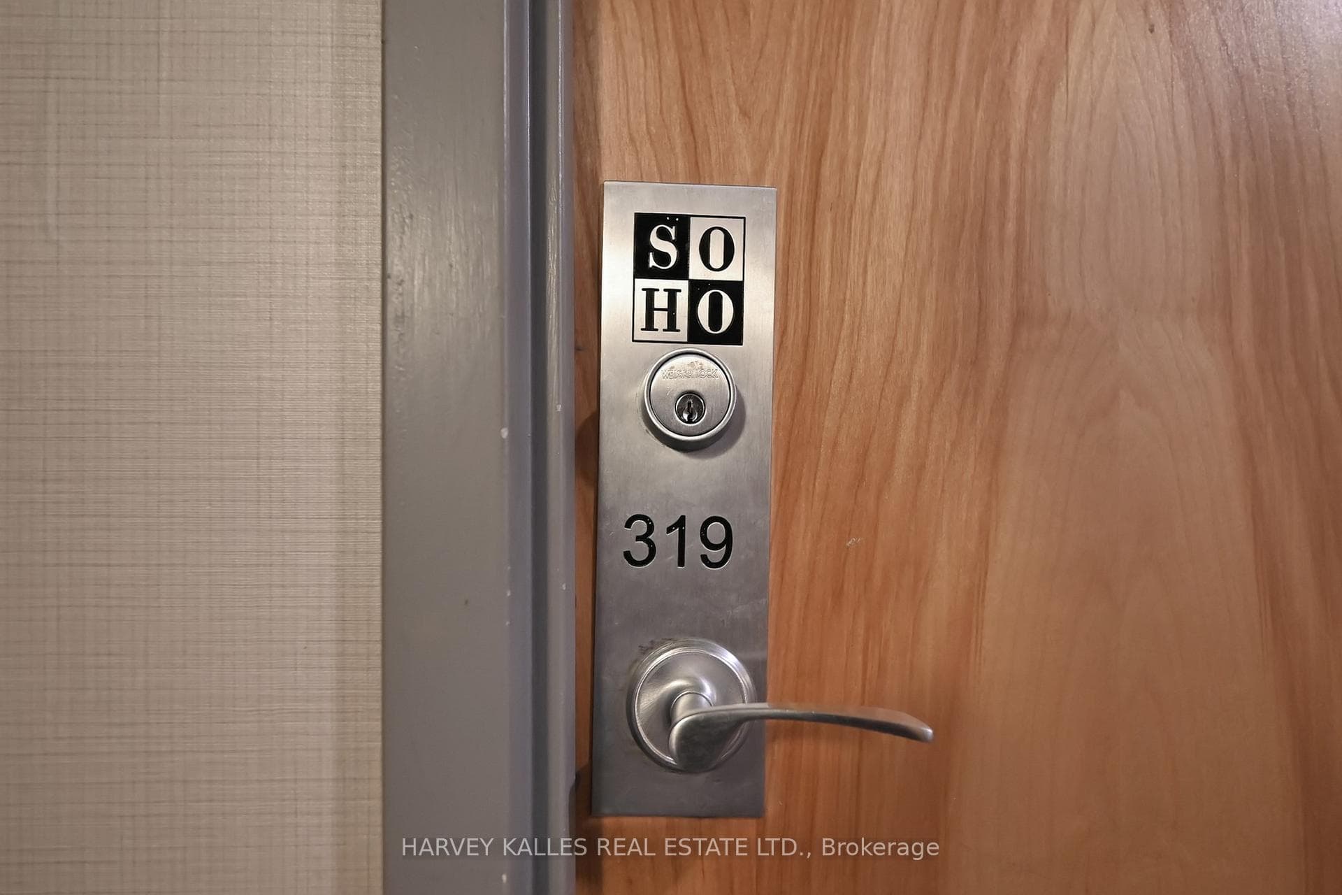 350 Wellington Street Unit 319 photo 28