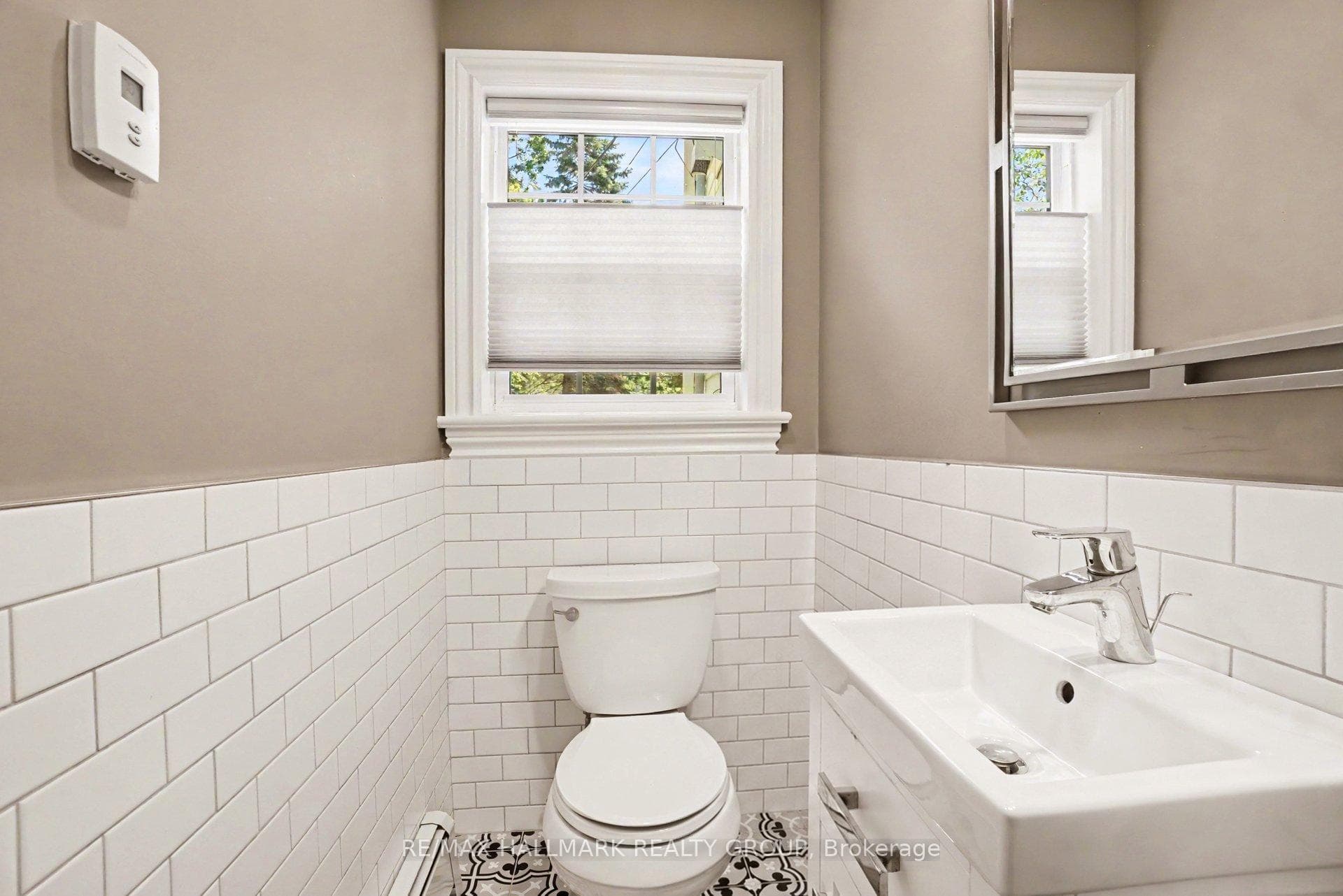 171 Minto Place photo 10
