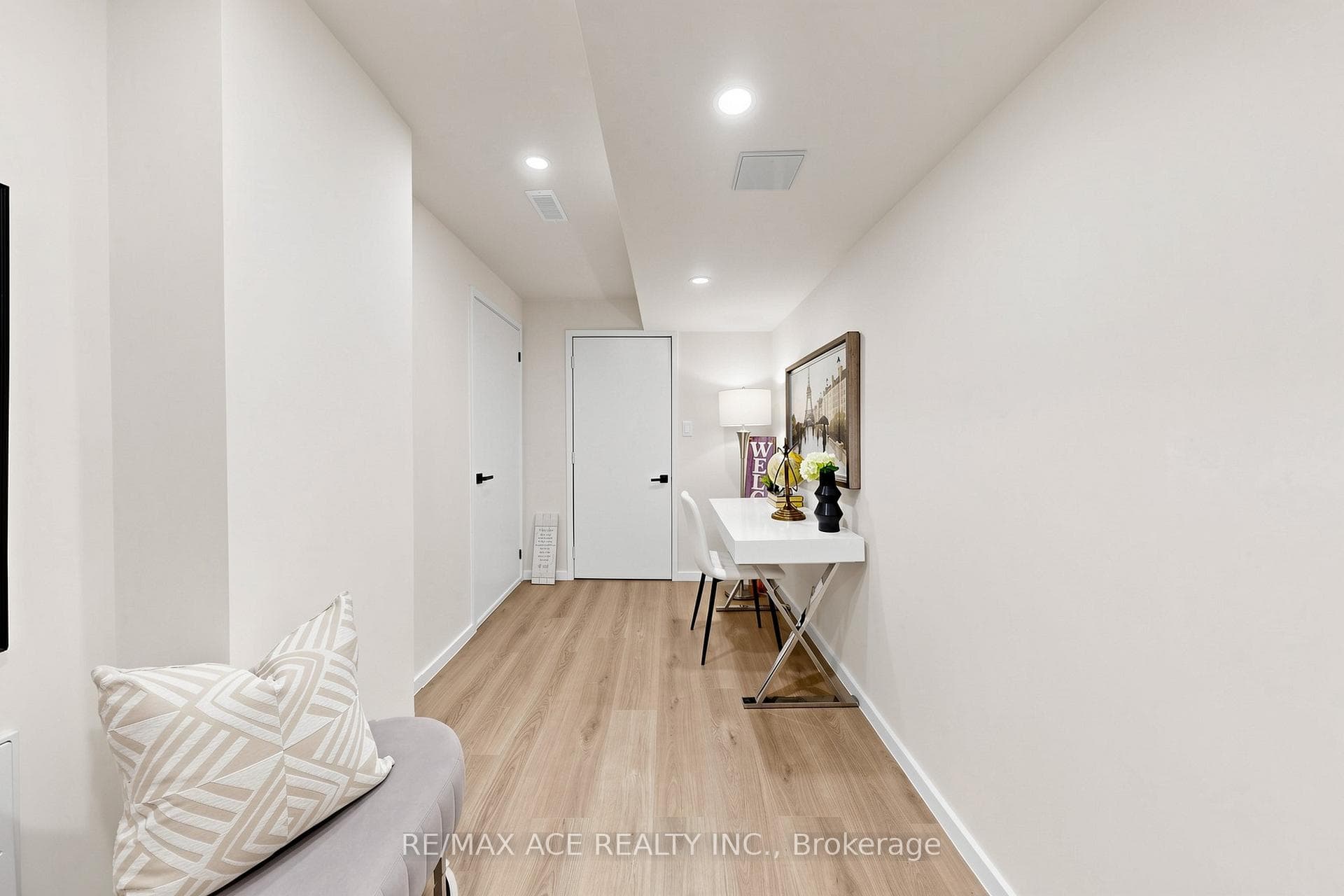 368 Elyse Court photo 40