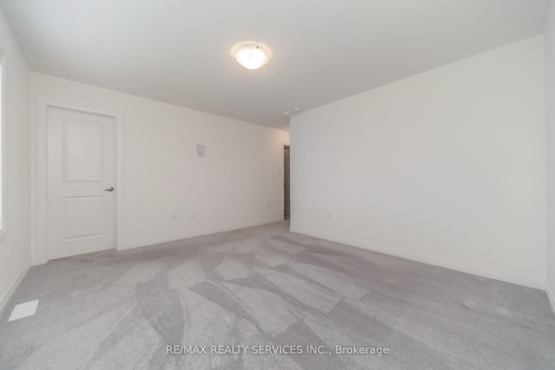 69 Kirkwood Way photo 24