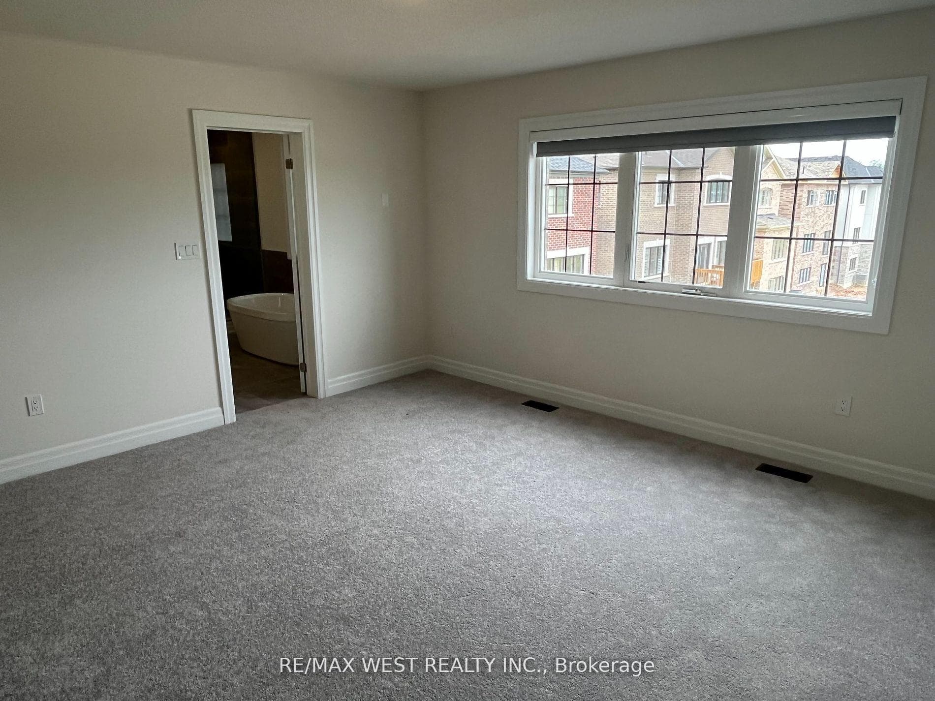 130 Connell Drive photo 22