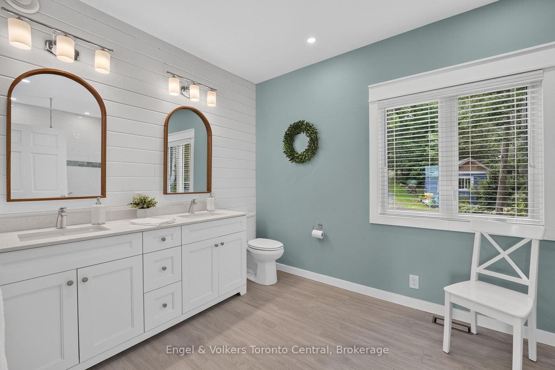 Primary Ensuite with custom vanity and 2 sinks