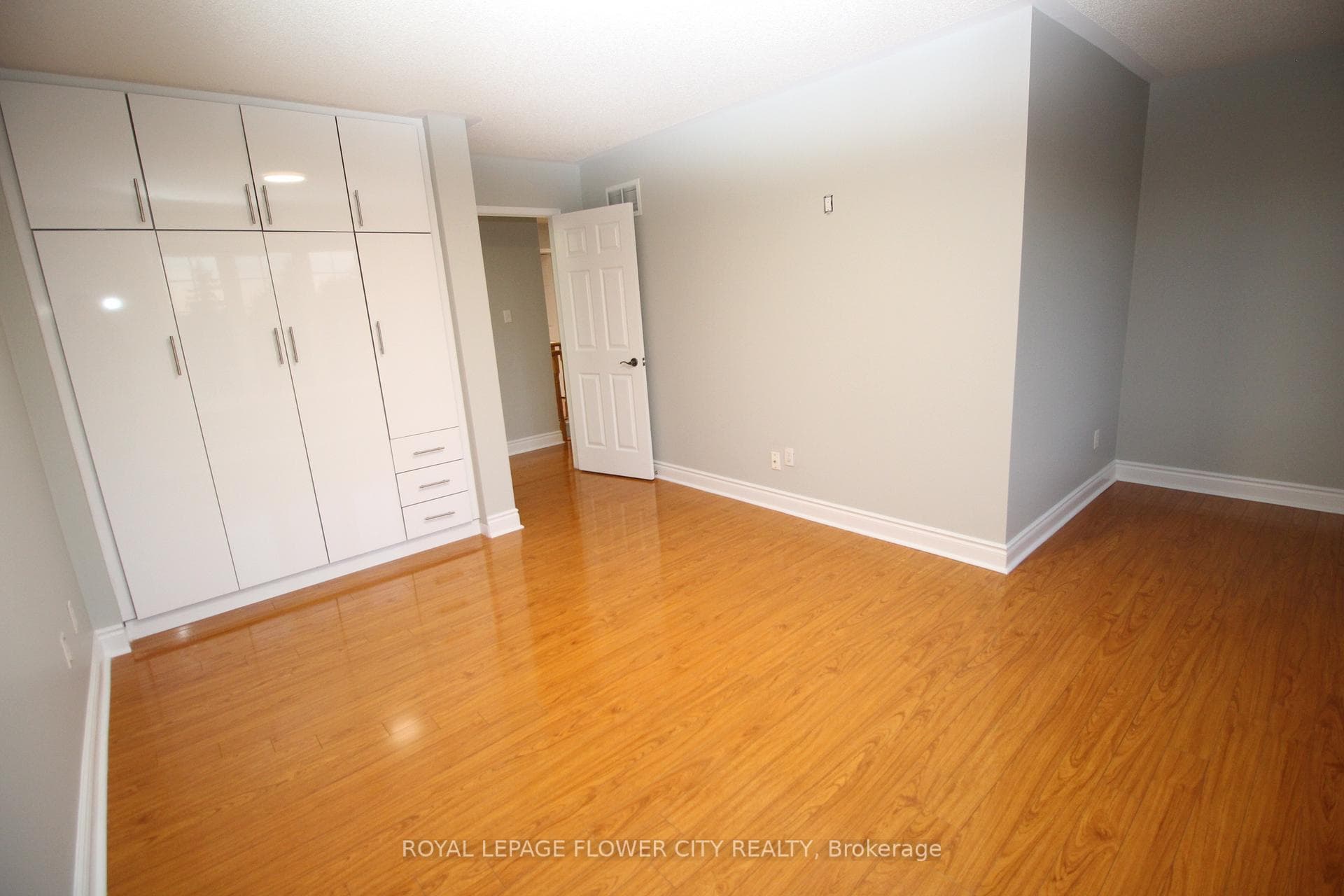 48 Fairhill Avenue photo 19