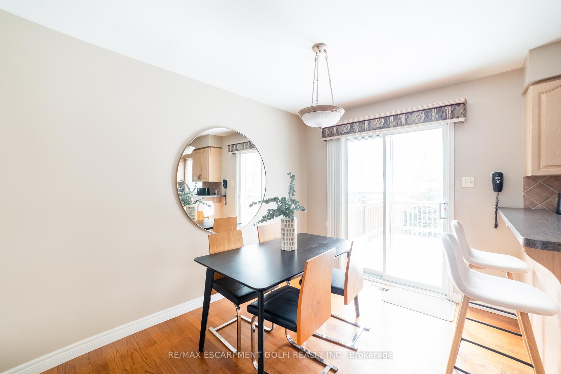 176 Stagecoach Drive photo 13
