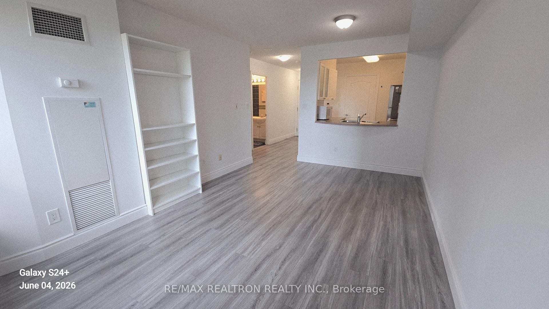 188 Doris Avenue Unit 501 photo 11