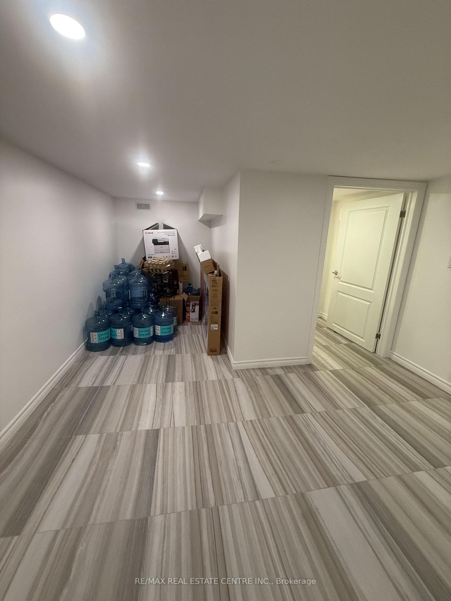 214 Kenilworth Avenue Unit UPPER photo 18