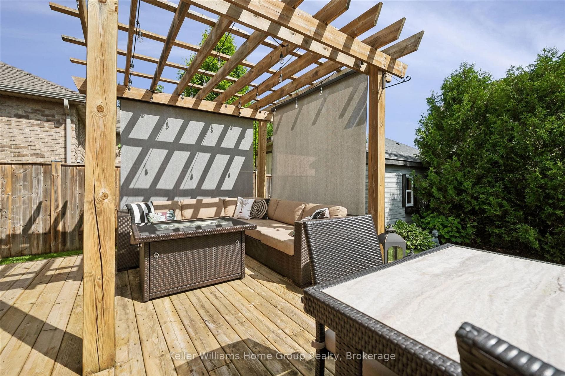 103 McGowan Street photo 39