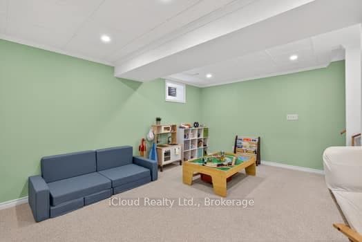 178 Martindale Crescent photo 29