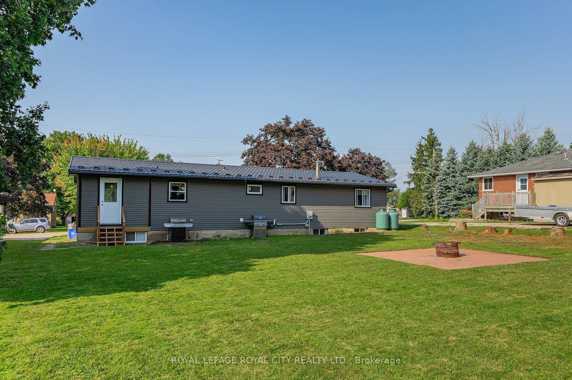 5 Macdonald Street photo 34