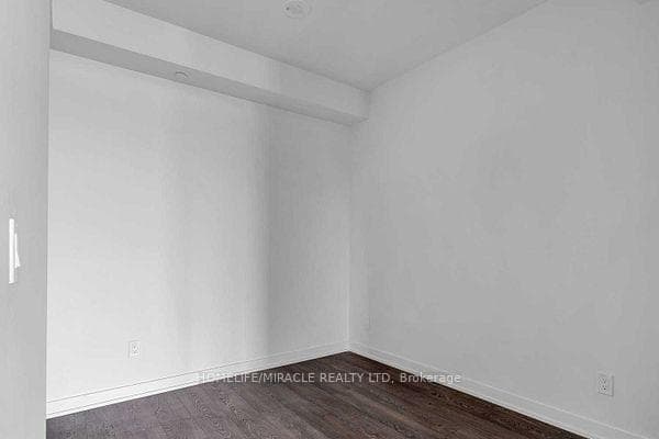 1926 Lakeshore Boulevard Unit 3511 photo 17