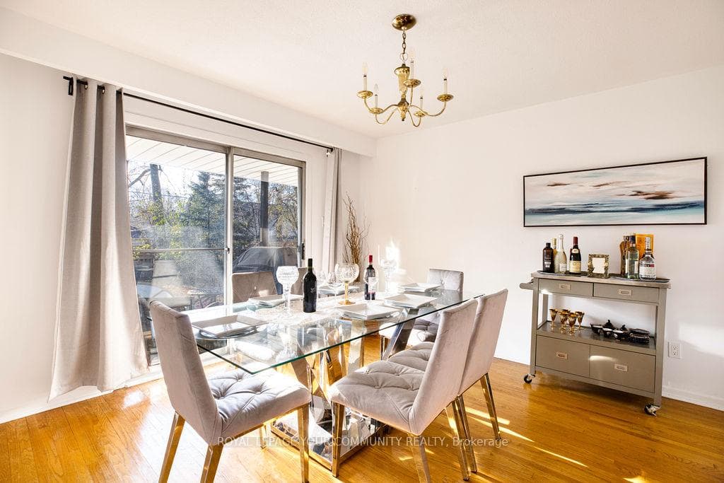 69 Royal Orchard Boulevard photo 7