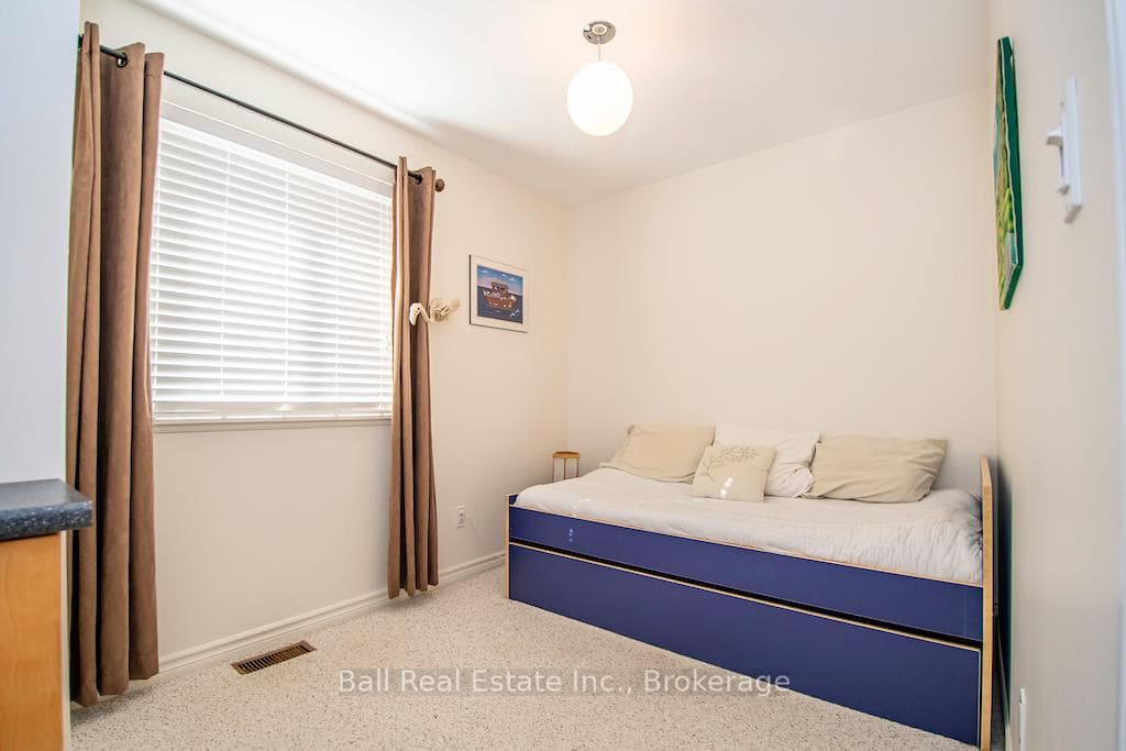 77 Water Street photo 16