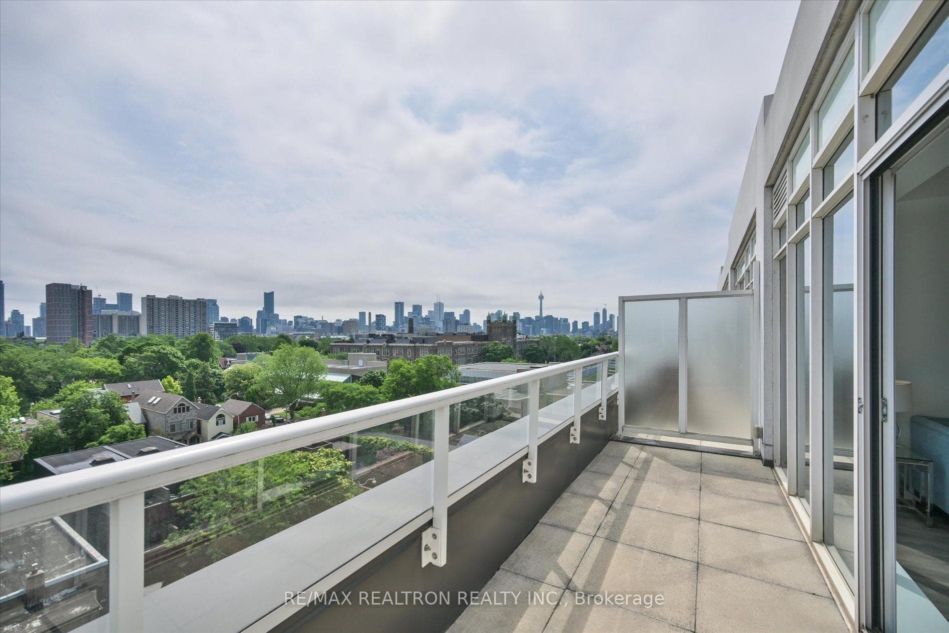 783 Bathurst Street Unit 706 photo 1