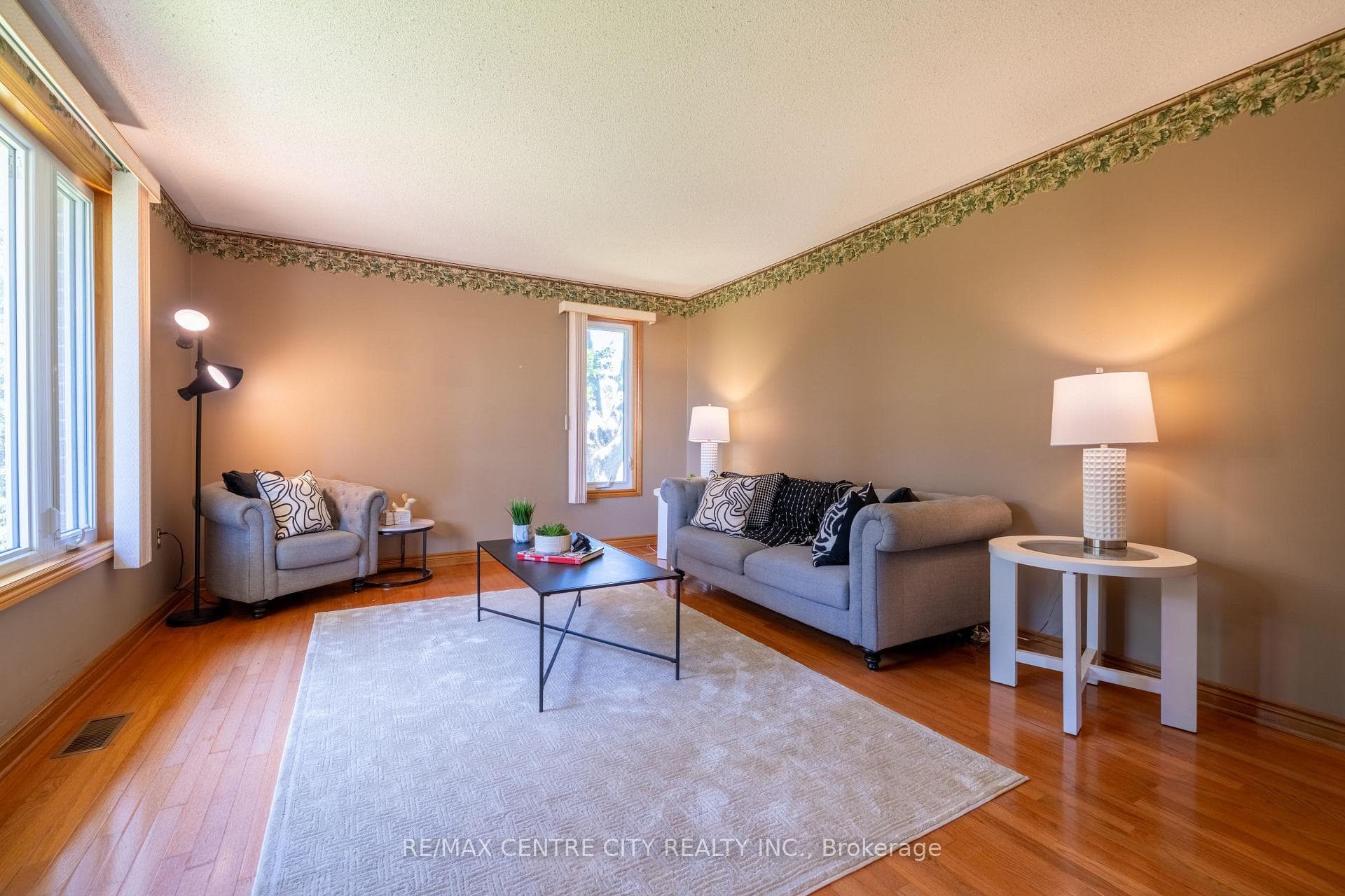 2200 Katesville Drive photo 21