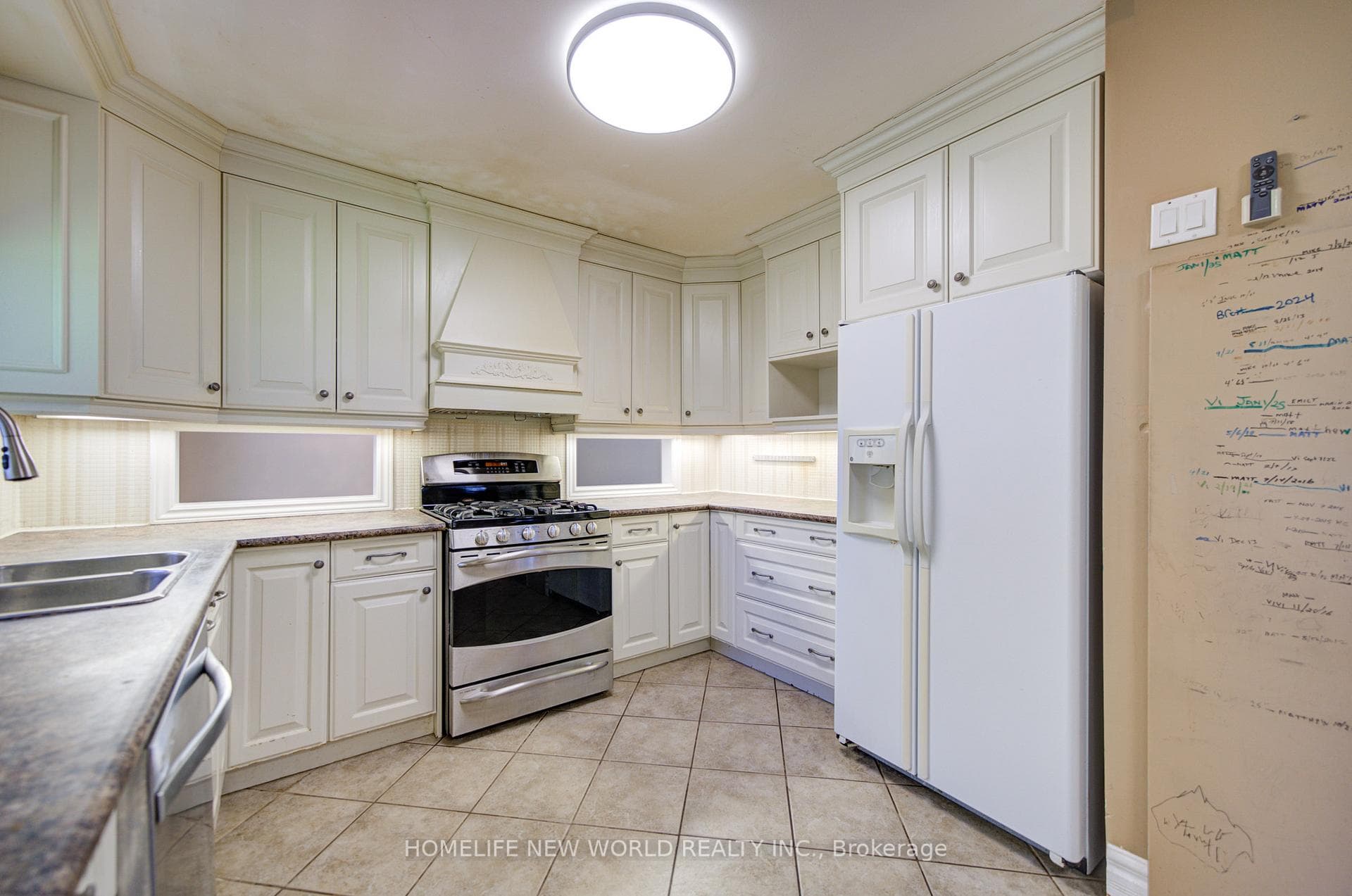 42 Hamilton Hall Drive photo 12