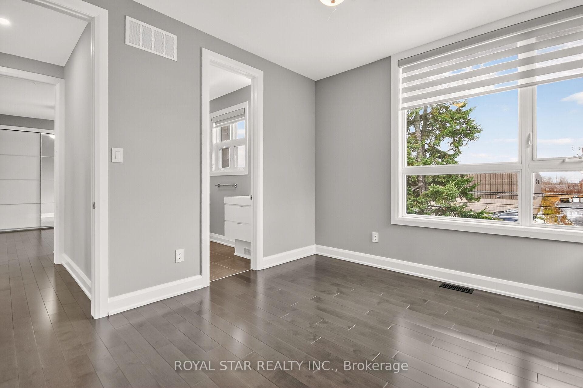 17 Rideau Heights Drive photo 27