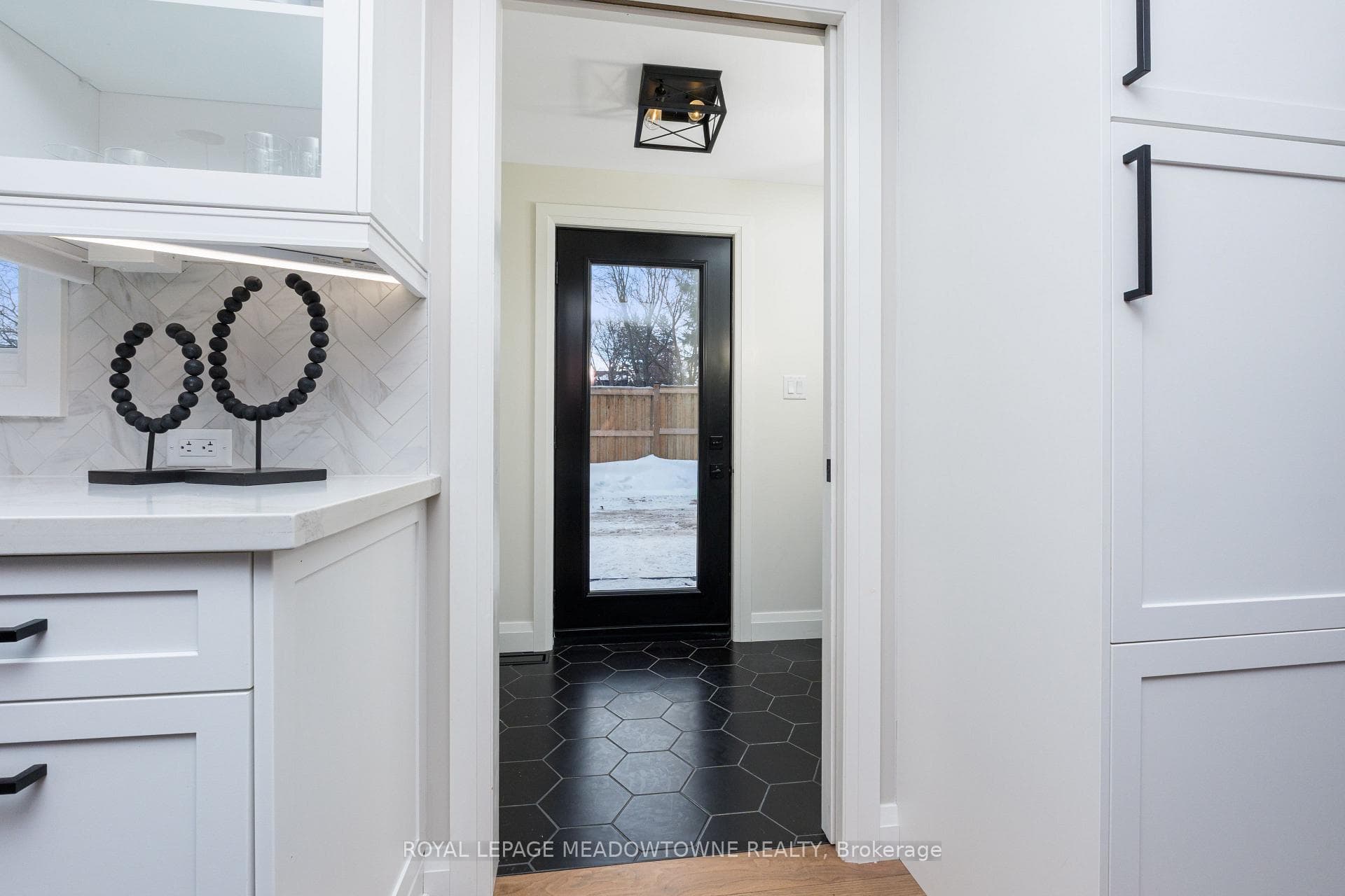 70 River Drive photo 14